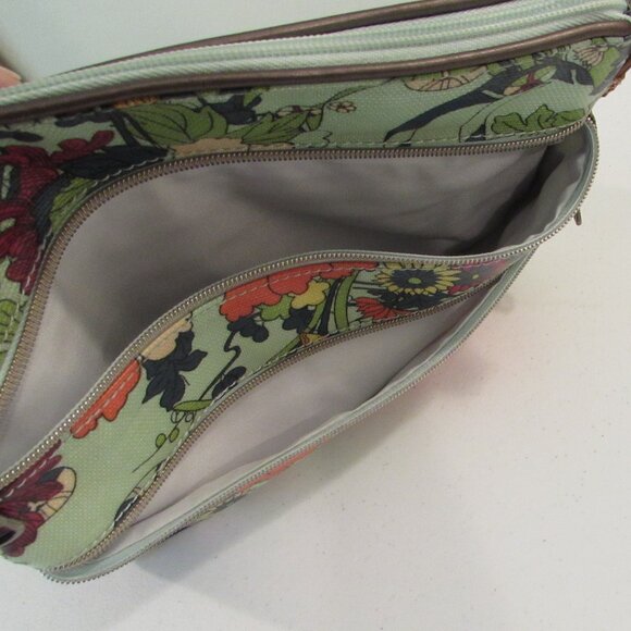 Sakroots Artist's Circle Seafoam Flower Power Crossbody Bag - Picture 6 of 16